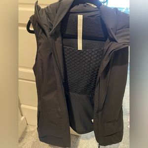 Lululemon vest NWOT